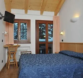 Hotel Bleis Ponte Di Legno