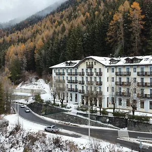 Palace Pontedilegno Aparthotel